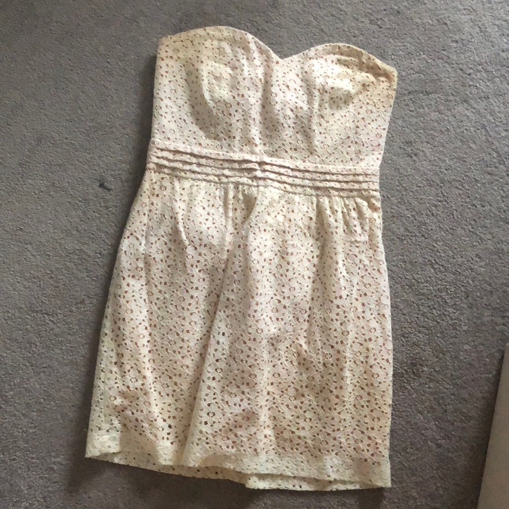 White eyelet sweetheart neckline dress